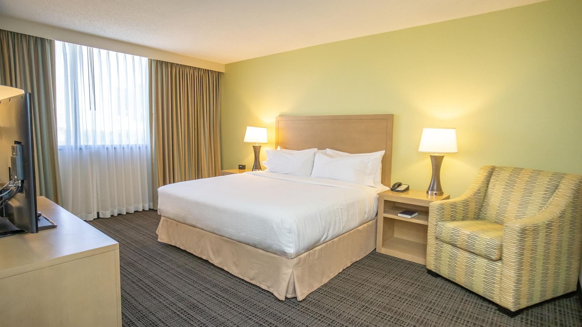 Embassy Suites By Hilton Tampa Airport Westshore Extérieur photo