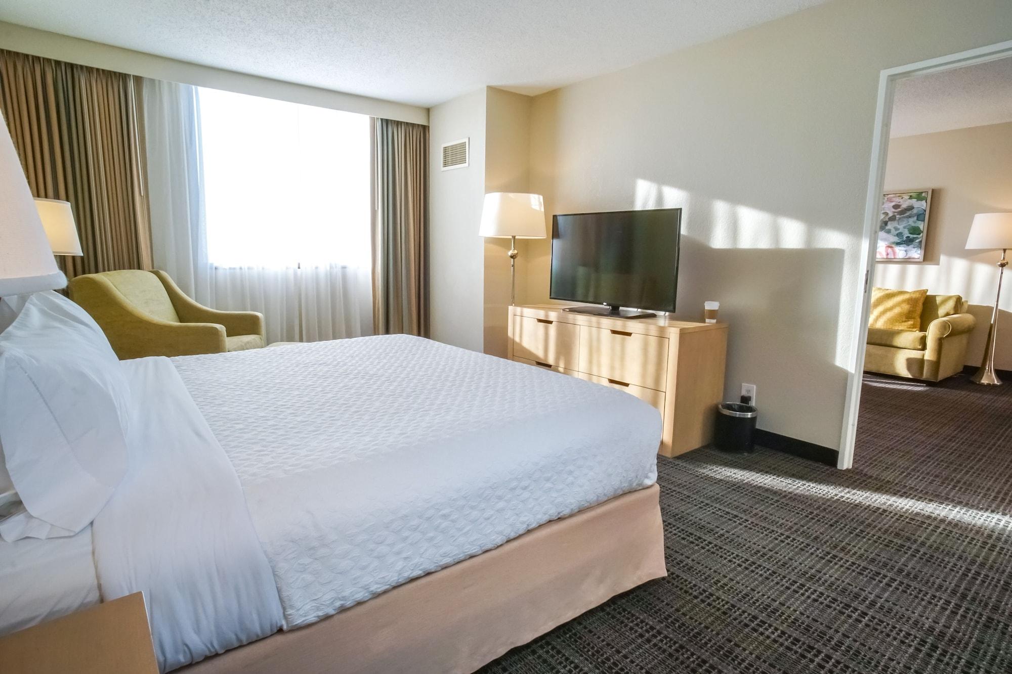 Embassy Suites By Hilton Tampa Airport Westshore Extérieur photo