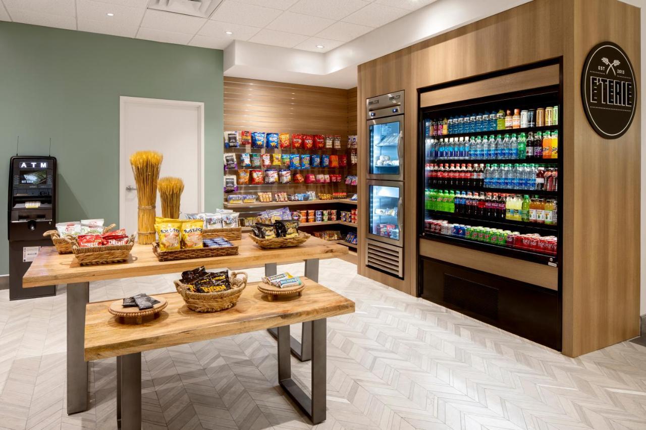 Embassy Suites By Hilton Tampa Airport Westshore Extérieur photo