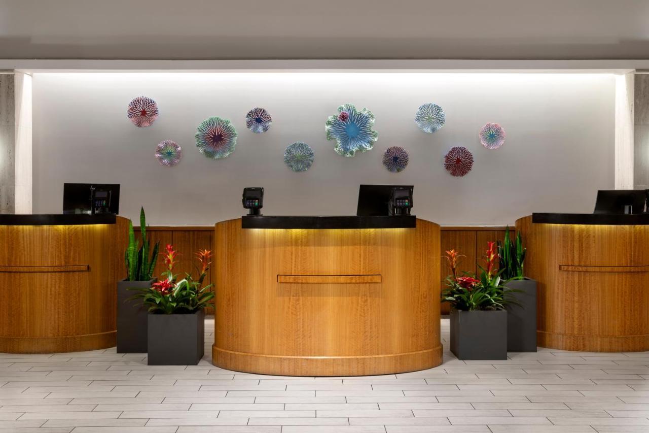Embassy Suites By Hilton Tampa Airport Westshore Extérieur photo