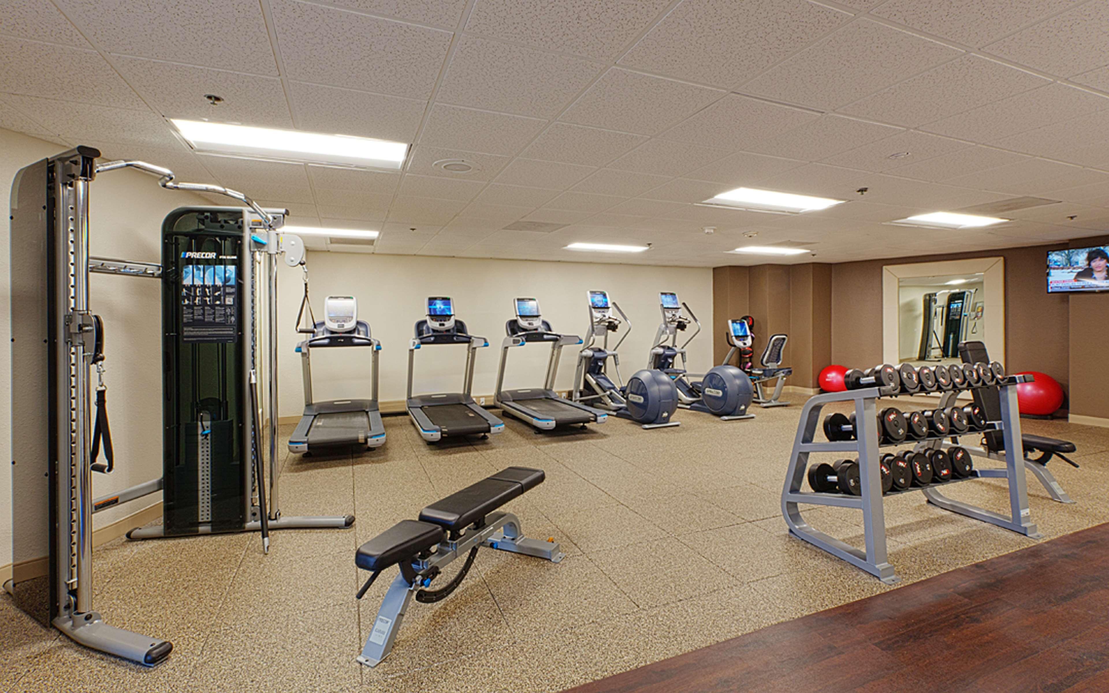 Embassy Suites By Hilton Tampa Airport Westshore Extérieur photo